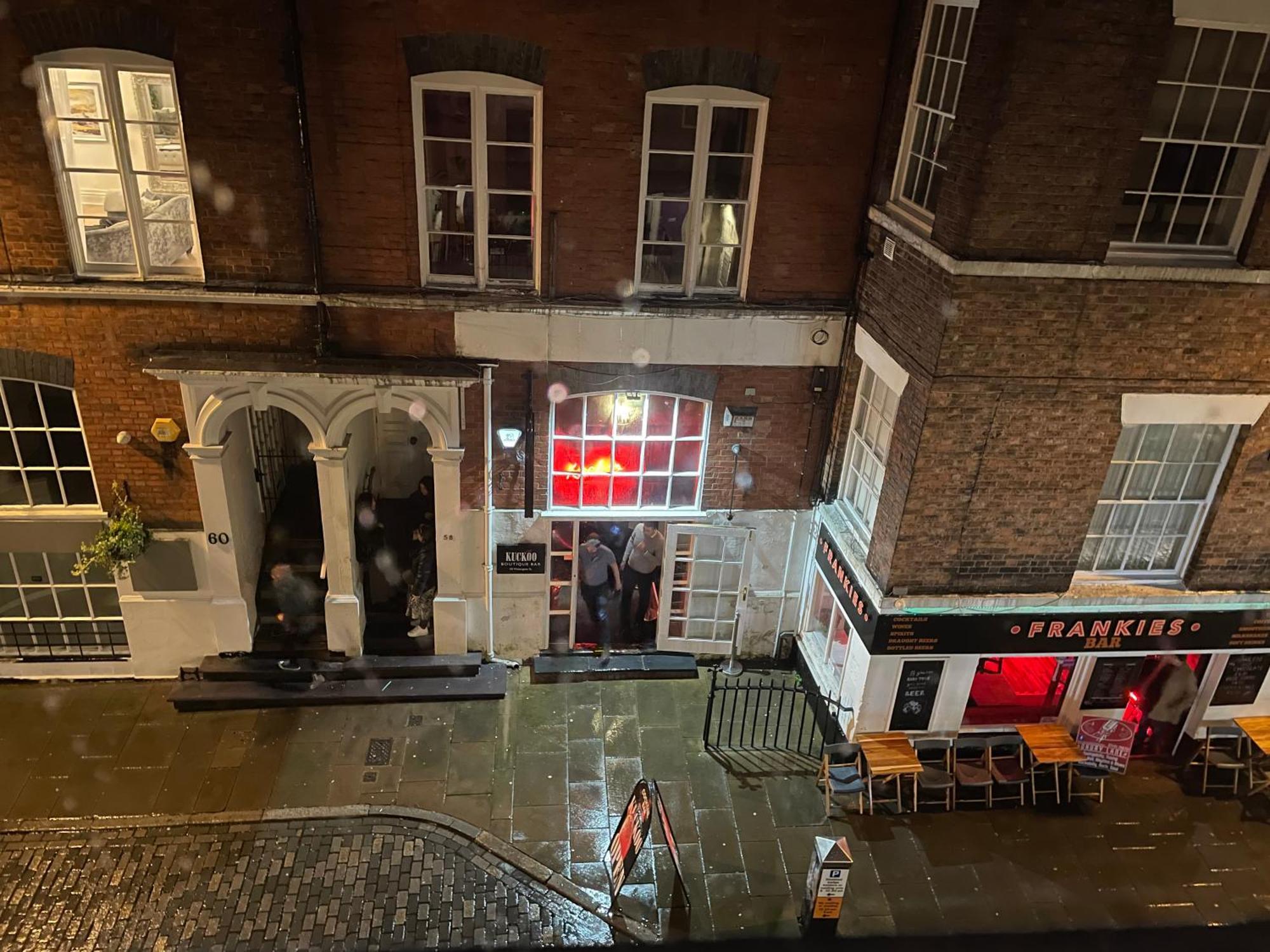 Jeans Place Watergate St Rows Near Racecourse Chester Exterior photo